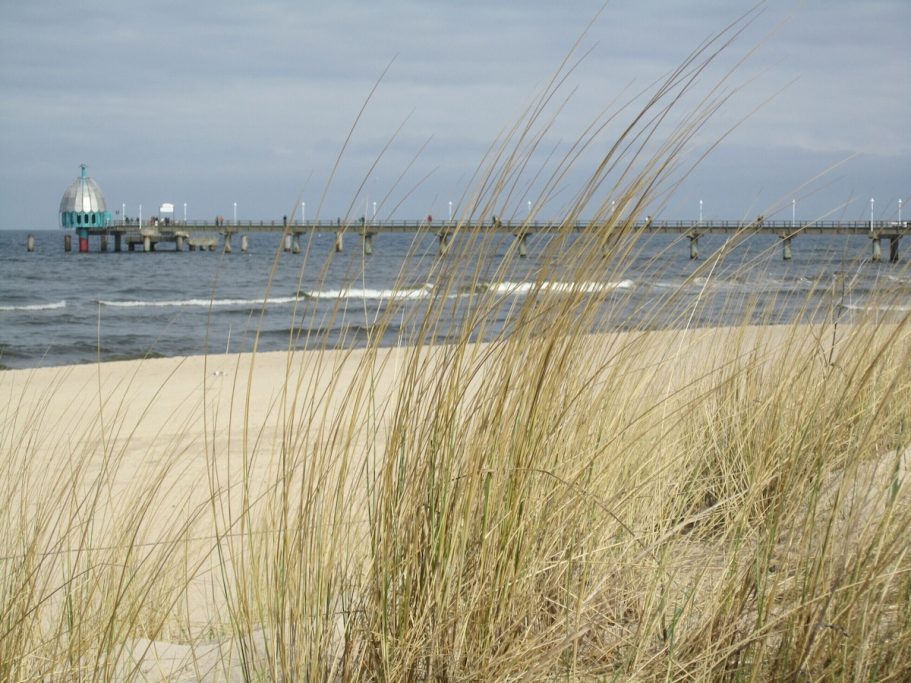 Mit dem Rad 5 - 10 Minuten zum Strand
